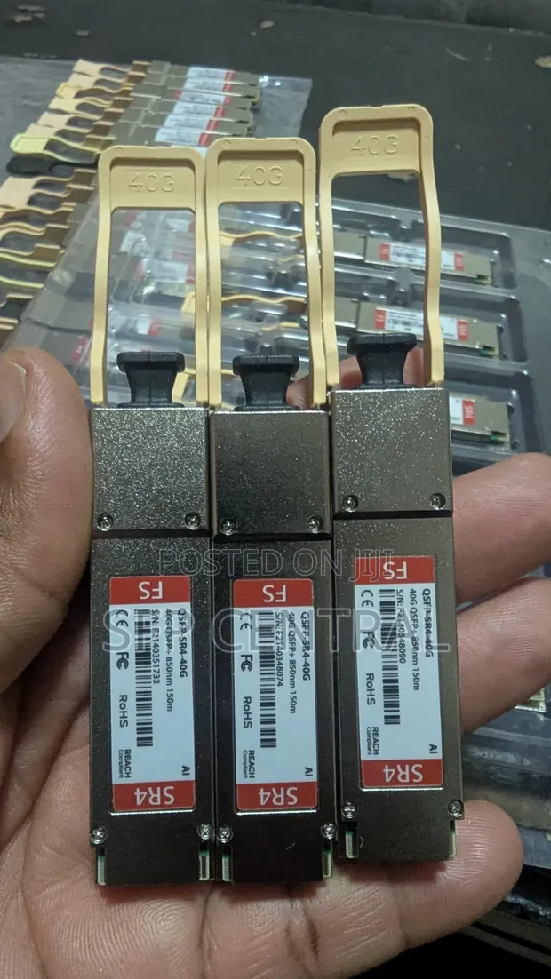 FS QSFP-40G SR4 850nm 150m Transceiver kwa Arista - 1