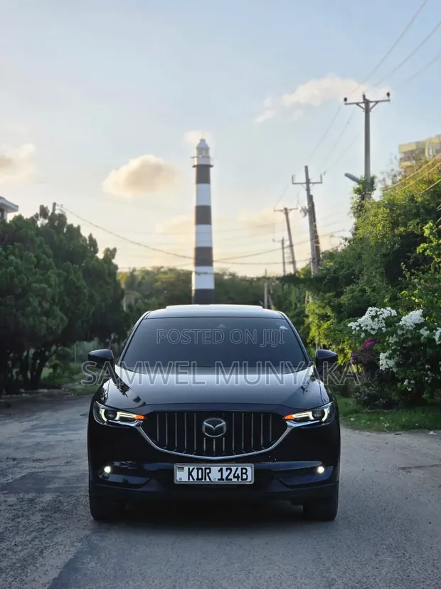 Mazda CX-5 2.2 Diesel FWD 2018 Black - 1