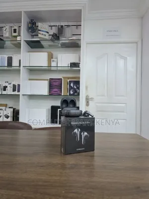 Samsung Galaxy Buds 4 Pro Vipuli vya Masikioni Visivyotumia Waya