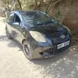 Toyota Vitz 1.0 FWD 5dr 2007 Nyeusi - 2
