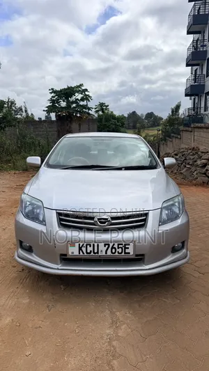 Toyota Axio 2012 Nyeusi
