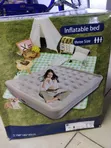 Queen Airbed Mattress yenye Pumpi ya Kujaza (200x150x40cm) - 2