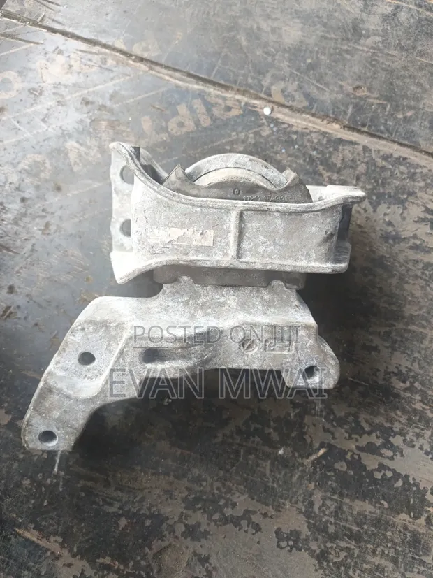 Nissan Juke Engine Mounting (2015 Model) - 1