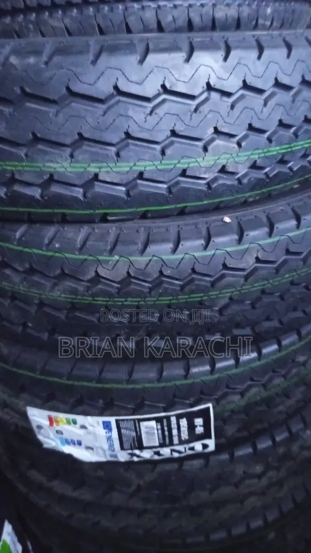 195R15C Onexy Tyre - 1