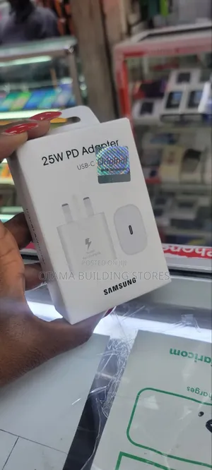 25W USB-C PD Fast Charging Adapter