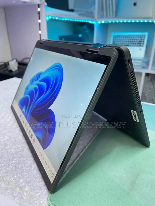 Dell Inspiron 14 7420 2-in-1 Laptop - 1