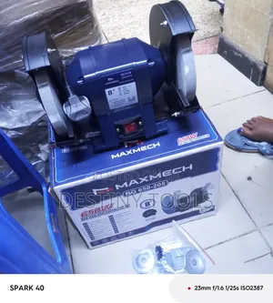Maxmech 8" Bench Grinder - Brand New