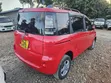 Toyota Sienta 2013 Nyekundu - 4