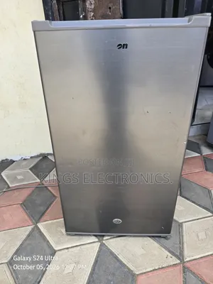 Von 90L Fridge - Used, Mint Condition