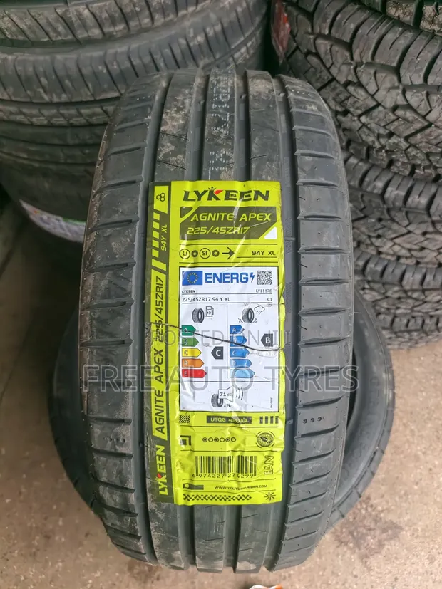 Lykeen 225/45ZR17 Tires - 1