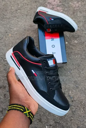 Viatu vya Tommy Hilfiger Asili