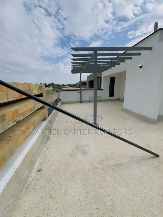 5-Bedroom Luxury Villa with DSQ in Kitengela - 1