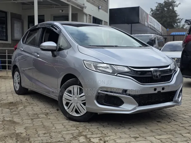 Honda Fit EX 2019 Silver - 1