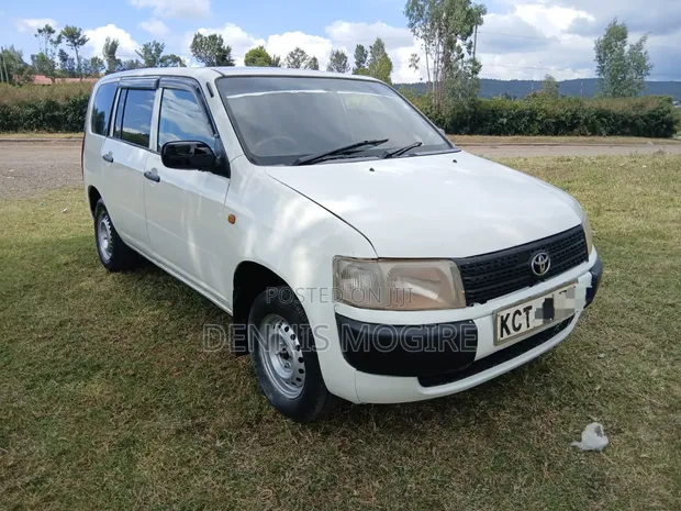 Toyota Probox 2012 White - 1
