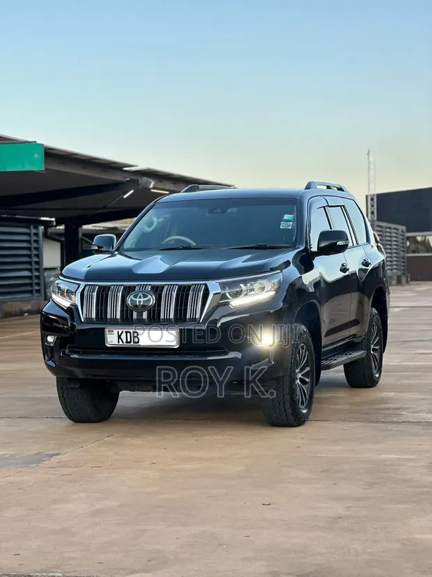 Toyota Land Cruiser Prado 2.8 2018 Black - 1