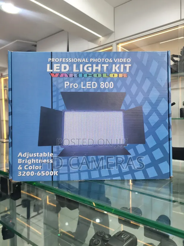 PRO LED 800 Professional Bi-Color LED Light Kit - 1