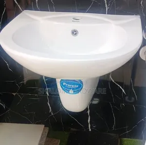 Basin ya Premier na Nusu Pedestal