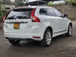 Volvo XC60 2016 Nyeupe - 5