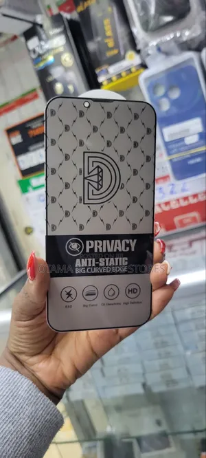 iPhone 13 Privacy Screen Protector