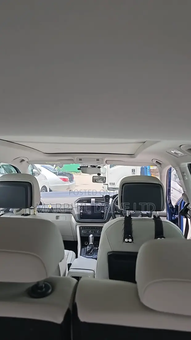Volkswagen Tiguan 2.0T S AWD 4MOTION 2019 Black - 1