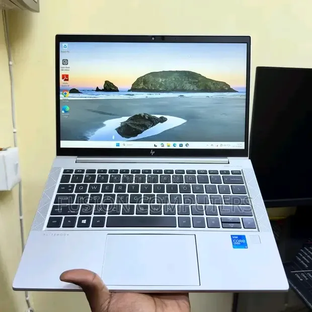HP EliteBook 840 G8 Laptop - 8GB RAM, 256GB SSD - 1