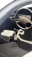 Toyota Corolla 1999 White - 2