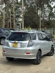 Honda Fit Shuttle 2014 Silver - 4
