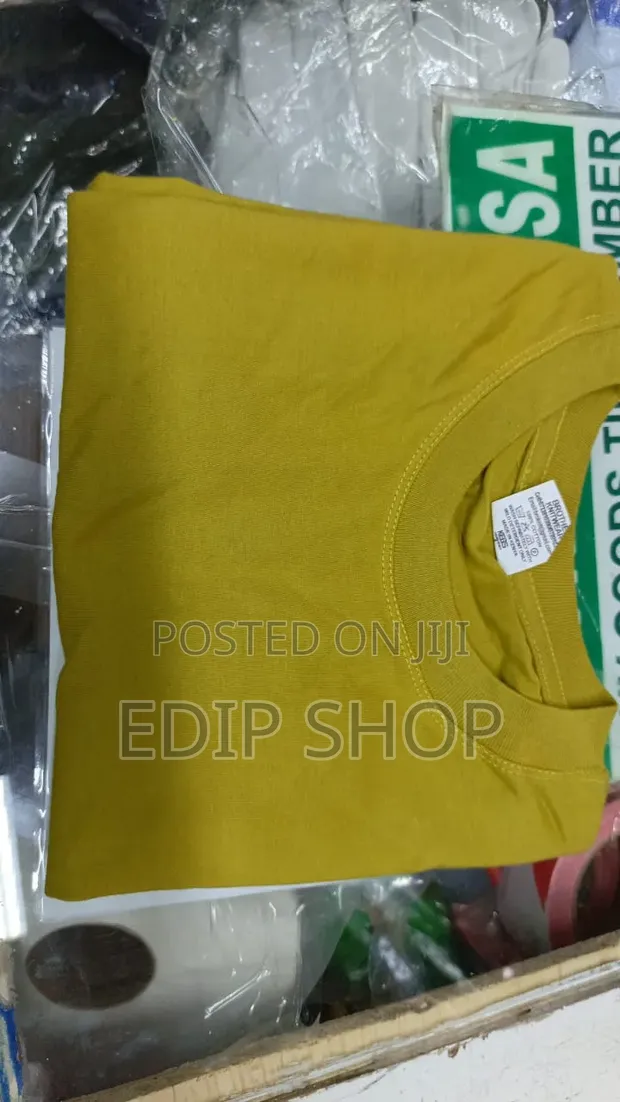T-Shirt Plain za Round Neck za Ubora - 1