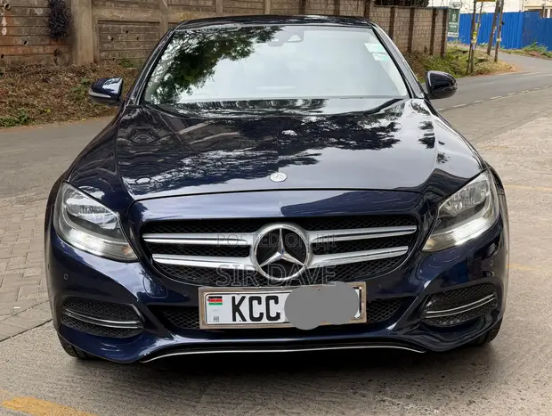 Mercedes-Benz C200 2014 Blue - 1