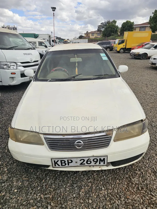 Nissan Sunny B15 Sedan 1.5 2004 White - 1