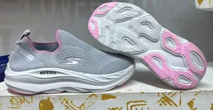 Skechers Hands Free Slip-ins Max Run Shoes