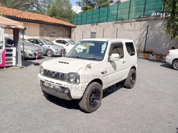 Suzuki Jimny 2016 White - 1