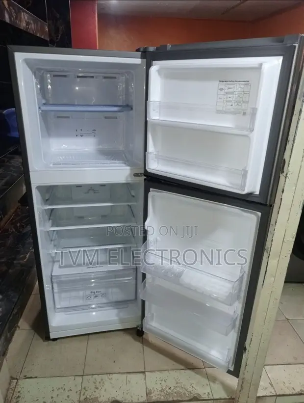Samsung RT26HAR2DSA 210L Double Door Fridge - 1