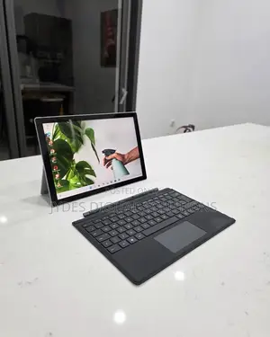 Microsoft Surface Pro 7 (1866) - 8GB RAM, 256GB SSD