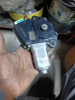 Toyota Land Cruiser Prado 120 Sunroof Motor (Used)