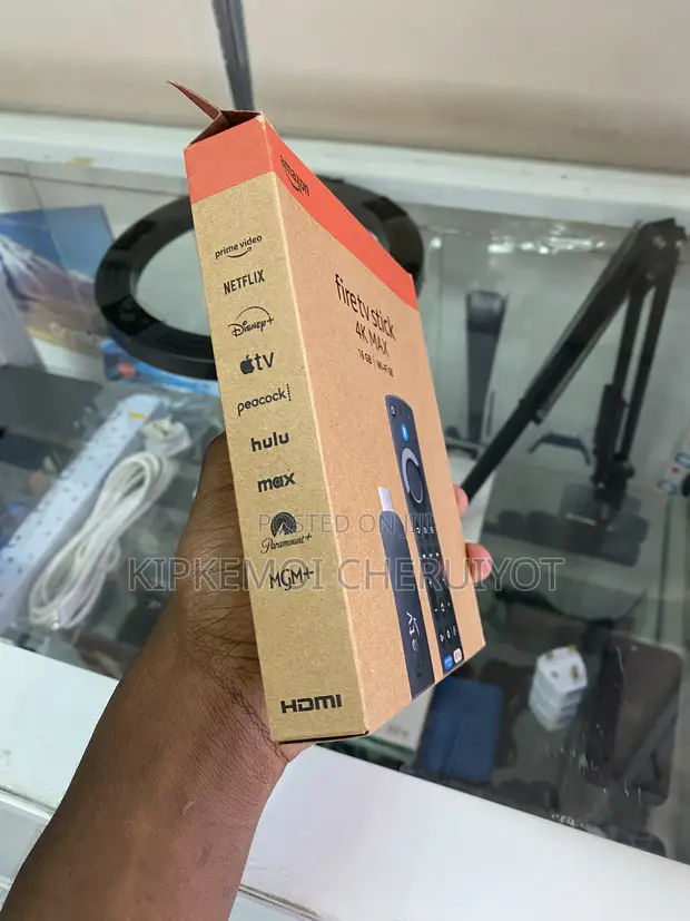 Amazon Fire TV Stick 4K Max - 1