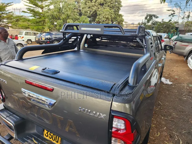 Kifuniko cha Tonneau cha Aluminium cha Kudumu cha Mwongozo kwa Ford Ranger - 1