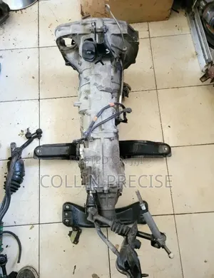 Subaru TY754VB5AA 5-Speed Manual Gearbox + Clutch Kit