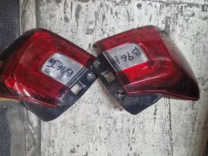 Taillights za Subaru Levorg (Zilizotumika)