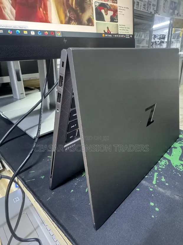Laptop HP ZBook 14 G8 - Intel Core i7, 16GB RAM, 512GB SSD - 1