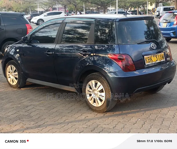 Toyota IST 2004 Bluu - 1
