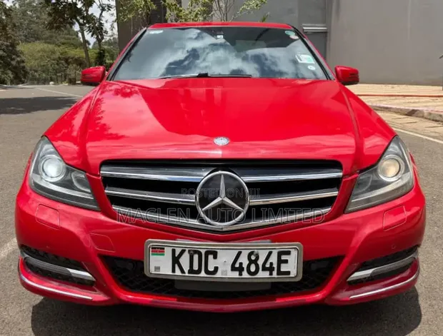 Mercedes-Benz C180 Edition C 2014 Red - 1
