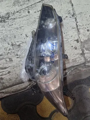 Toyota Wish Xenon Headlights (Used)