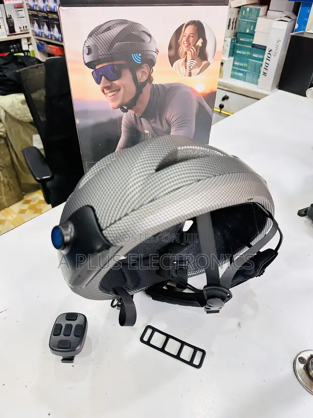 K62 Bike Helmet with Integrated Camera - 1