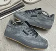 Reebok Club C 85 Sneakers - Suede Nyeusi ya Vumbi - 2