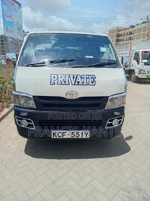 Toyota HiAce 2010