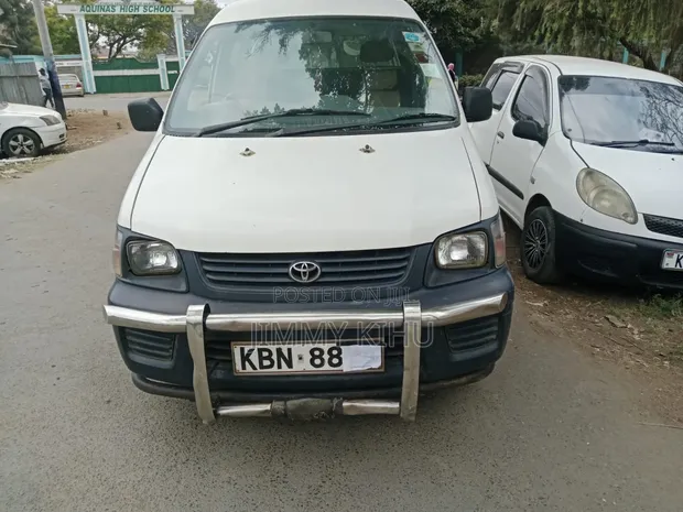 Toyota TownAce 2005 - White - 1