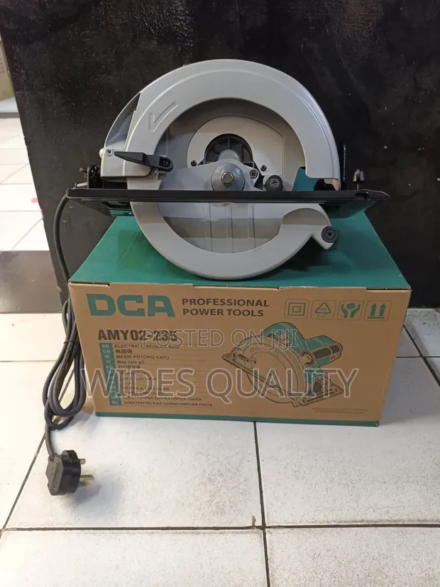 DCA 9-Inch Circular Saw 2000W - 1
