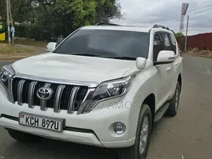 Toyota Land Cruiser Prado 2011 White