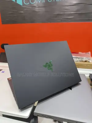 Razer Blade 14 Laptop - Intel Core i7, 16GB RAM, 1TB SSD